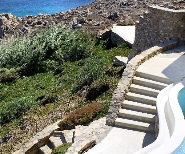 Serenity Villa Plintri